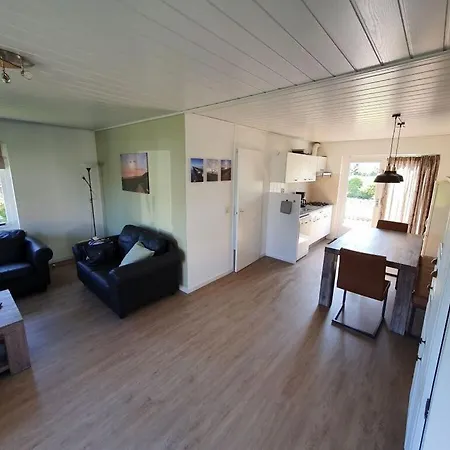 Huijsmansverhuur Type Premium De Luxe Feriehus *